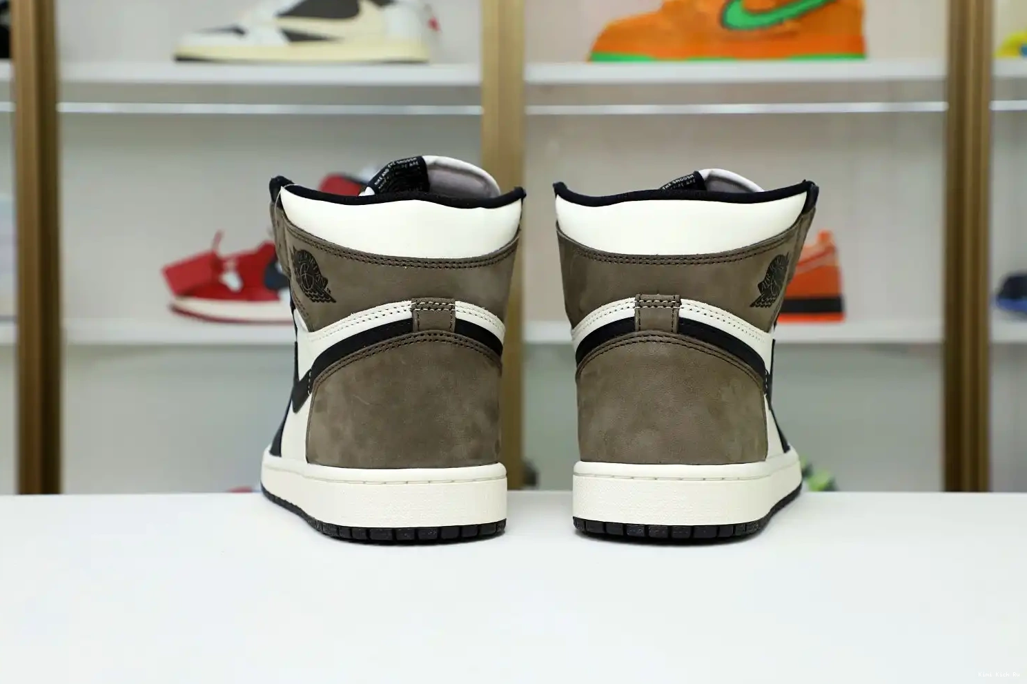 HIGH 'DARK RETRO Kimikick OG AIR JORDAN MOCHA' 1 0504
